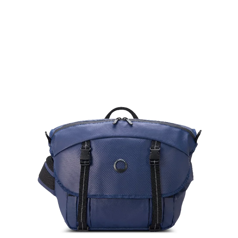 Laptop bag with a separate compartment for tablets and accessoriesLaptop bag with a separate compartment for tablets and accessoriesRASPAIL - Messenger Bag (PC Protection) Laptop bag with a separate compartment for tablets and accessoriesLaptop bag with a separate compartment for tablets and accessoriesRASPAIL - Messenger Bag (PC Protection)