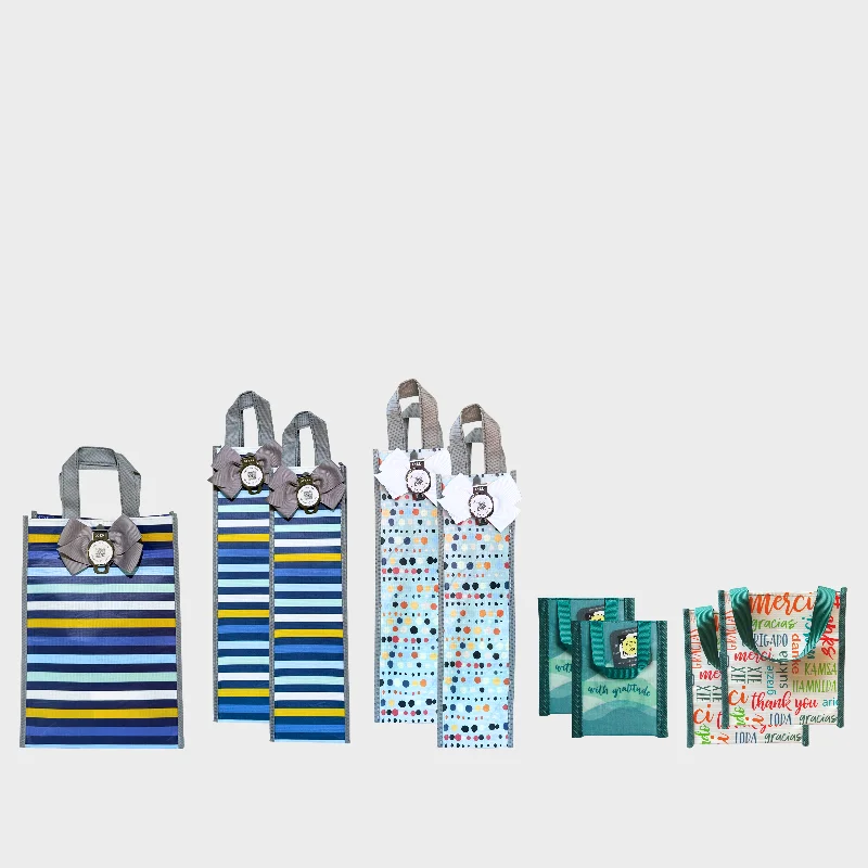 Leatherette shopping and gift bags with a zipper closure for securityFrosty & Festive Bundle | 9-Pack Reusable Gift Bags with Handles and Built-In QR Greeting Cards Leatherette shopping and gift bags with a zipper closure for securityFrosty & Festive Bundle | 9-Pack Reusable Gift Bags with Handles and Built-In QR Greeting Cards