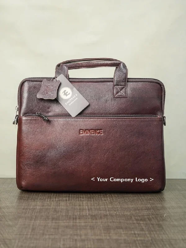 Laptop bag with a ventilation system to prevent overheatingLaptop bag with a ventilation system to prevent overheatingLaptop Bag in Leather with Sleck Pattern - Dark Brown - BCG0016 Laptop bag with a ventilation system to prevent overheatingLaptop bag with a ventilation system to prevent overheatingLaptop Bag in Leather with Sleck Pattern - Dark Brown - BCG0016