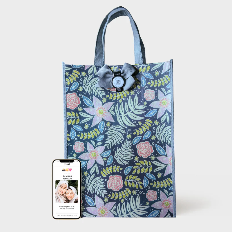 Magnetic - closure shopping and gift bags made of velvet for eleganceBloom | Large | Reusable Gift Bag + QR Greeting Card Magnetic - closure shopping and gift bags made of velvet for eleganceBloom | Large | Reusable Gift Bag + QR Greeting Card