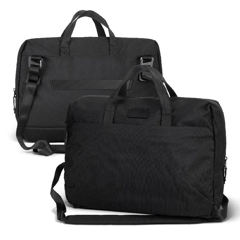 Soft-sided laptop bag with a magnetic closure for easy accessSoft-sided laptop bag with a magnetic closure for easy accessSPICE Waste2Gear Computer Bag Soft-sided laptop bag with a magnetic closure for easy accessSoft-sided laptop bag with a magnetic closure for easy accessSPICE Waste2Gear Computer Bag