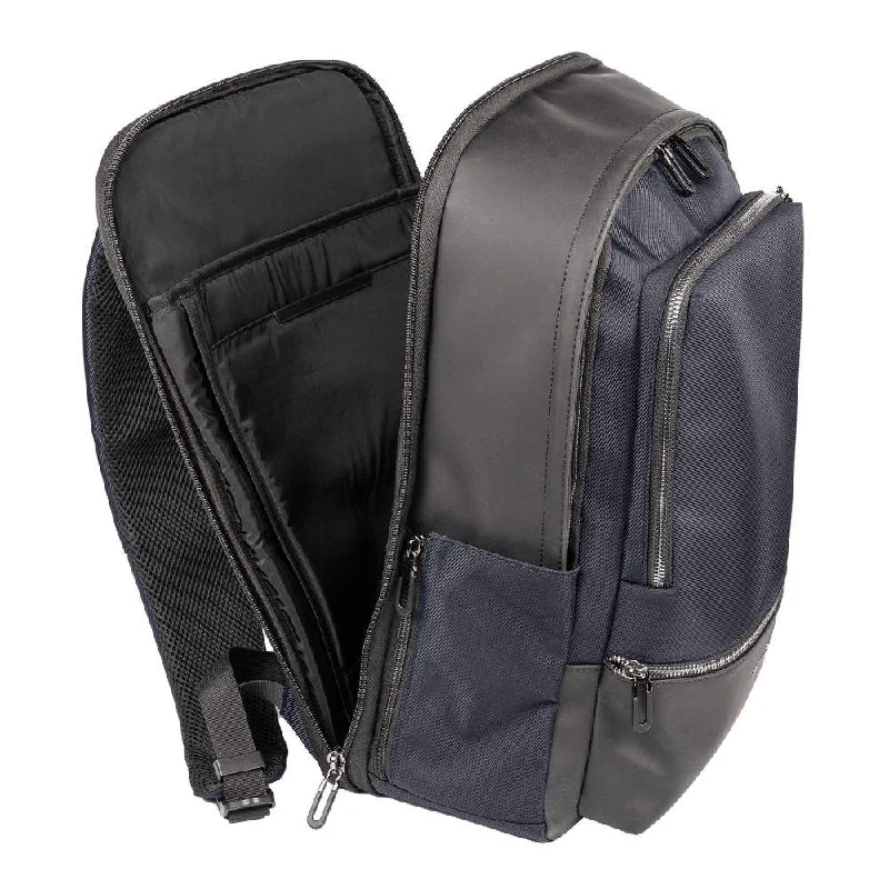Waterproof laptop bag with a rain cover for outdoor enthusiastsWaterproof laptop bag with a rain cover for outdoor enthusiastsHeathrow Backpack by Cerruti 1881 Waterproof laptop bag with a rain cover for outdoor enthusiastsWaterproof laptop bag with a rain cover for outdoor enthusiastsHeathrow Backpack by Cerruti 1881