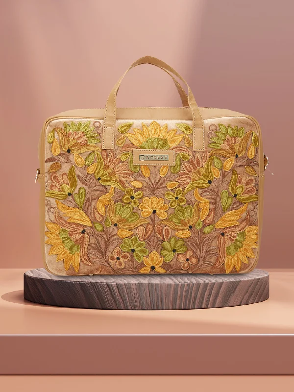 Vintage-style canvas laptop bag with brass hardware for a classic lookVintage-style canvas laptop bag with brass hardware for a classic lookCaprese Tresna Embroidery Laptop Tote Handbag Fawn Vintage-style canvas laptop bag with brass hardware for a classic lookVintage-style canvas laptop bag with brass hardware for a classic lookCaprese Tresna Embroidery Laptop Tote Handbag Fawn