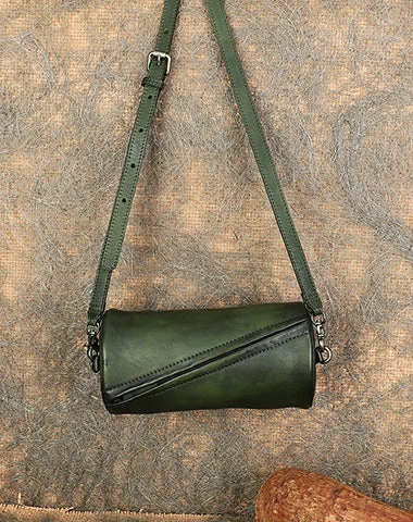 Metallic Bucket Bag in Rose Gold with Chain Strap for a Trendy Party Look Vintage Green Leather Womens Barrel Shoulder Bag Bucket Crossbody Purse for Women Metallic Bucket Bag in Rose Gold with Chain Strap for a Trendy Party Look Vintage Green Leather Womens Barrel Shoulder Bag Bucket Crossbody Purse for Women