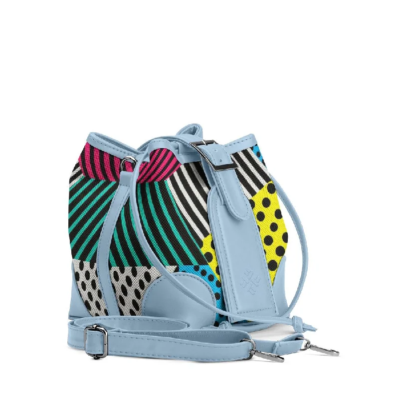 Rattan Bucket Bag in Natural Color with Beadwork for a Tropical Vacation Blue Bucket Bags Patterns Rattan Bucket Bag in Natural Color with Beadwork for a Tropical Vacation Blue Bucket Bags Patterns
