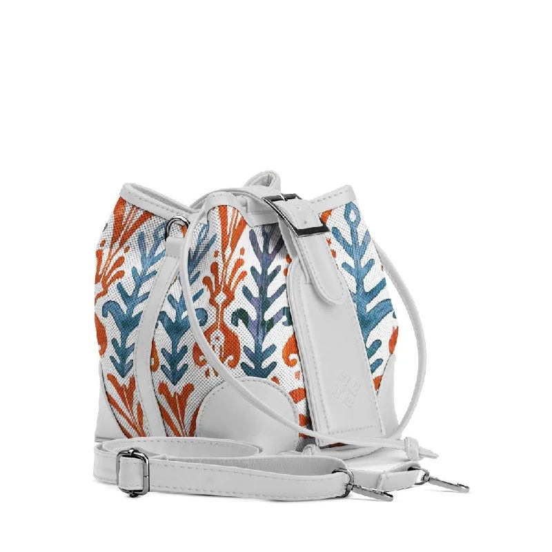 Women's Quilted Bucket Bag in Black with Silver Hardware for a Classic and Timeless Style White Bucket Bags Sri lanka Women's Quilted Bucket Bag in Black with Silver Hardware for a Classic and Timeless Style White Bucket Bags Sri lanka