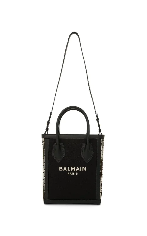 Metallic Bucket Bag in Rose Gold with Chain Strap for a Trendy Party Look B-Army 24 Panelled Canvas Tote Metallic Bucket Bag in Rose Gold with Chain Strap for a Trendy Party Look B-Army 24 Panelled Canvas Tote