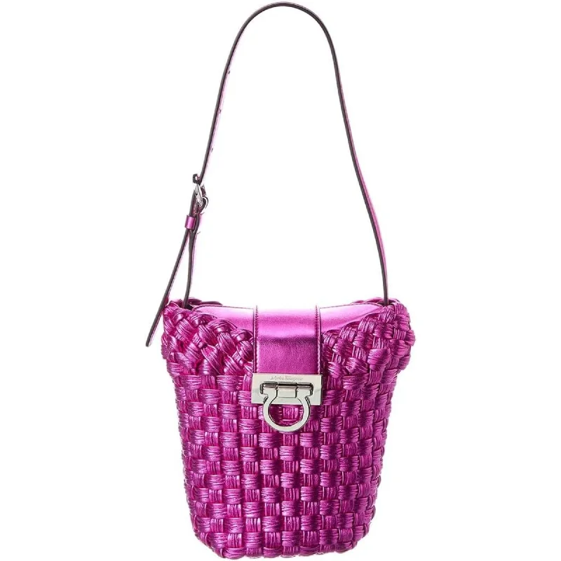 Metallic Bucket Bag in Rose Gold with Chain Strap for a Trendy Party Look Ferragamo Trifolio Bucket Bag Fuchsia Metallic Bucket Bag in Rose Gold with Chain Strap for a Trendy Party Look Ferragamo Trifolio Bucket Bag Fuchsia