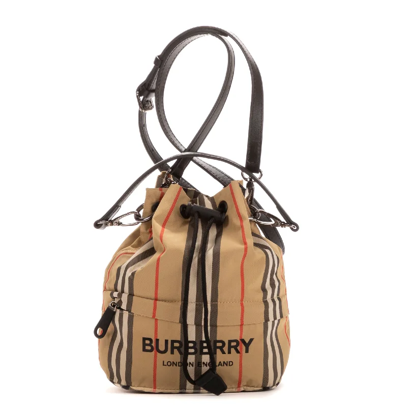Faux Fur - Lined Bucket Bag in White for a Cozy Winter Accessory Bucket Small