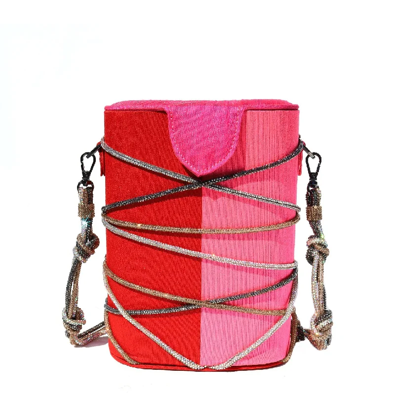 Faux Fur - Lined Bucket Bag in White for a Cozy Winter Accessory Gulaab Knotty Bucket Bag Faux Fur - Lined Bucket Bag in White for a Cozy Winter Accessory Gulaab Knotty Bucket Bag