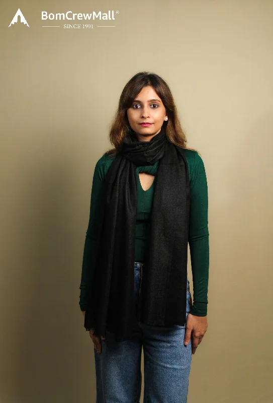 Canvas Bag with Leather Trim for a Stylish and Durable Look CASHMERE STOLES