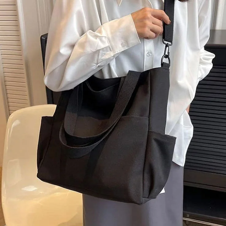 Minimalist Canvas Laptop Bag with Padded Interior for Protection Basic Black Bag
