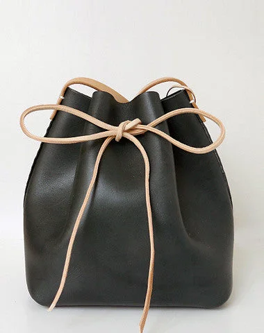 Vegan Leather Bucket Bag in Light Gray for the Ethical Fashionista Handmade Womens Black Leather Shoulder Bucket Bags Barrel Purse for Women Vegan Leather Bucket Bag in Light Gray for the Ethical Fashionista Handmade Womens Black Leather Shoulder Bucket Bags Barrel Purse for Women