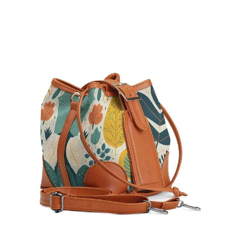 PVC Bucket Bag in Clear with Glitter Accents for a Fun and Edgy Style Havana Bucket Bags Leaves PVC Bucket Bag in Clear with Glitter Accents for a Fun and Edgy Style Havana Bucket Bags Leaves