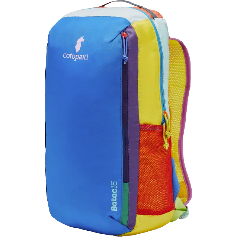 Travel bag with a built - in power bank charger for on - the - go device chargingBatac Del Día Pack 16L Travel bag with a built - in power bank charger for on - the - go device chargingBatac Del Día Pack 16L