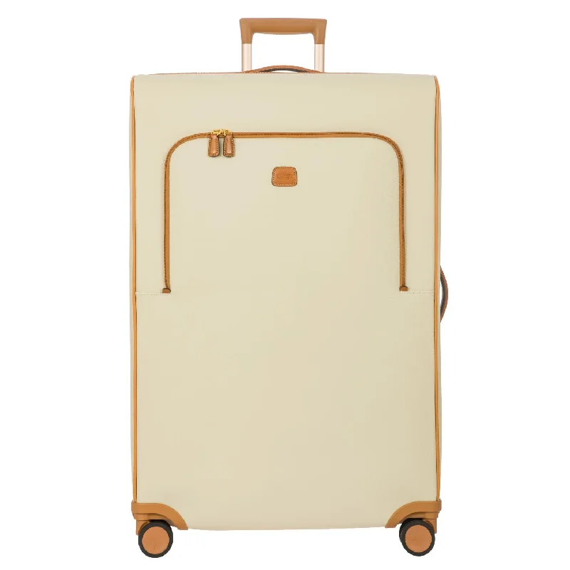 Leather luggage handles for a comfortable and stylish gripBrics Firenze Spinner 32" Split Frame