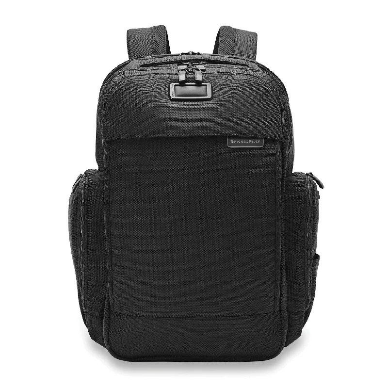Luggage straps with buckle closures to secure overstuffed bagsBriggs & Riley Baseline Traveler Backpack Luggage straps with buckle closures to secure overstuffed bagsBriggs & Riley Baseline Traveler Backpack