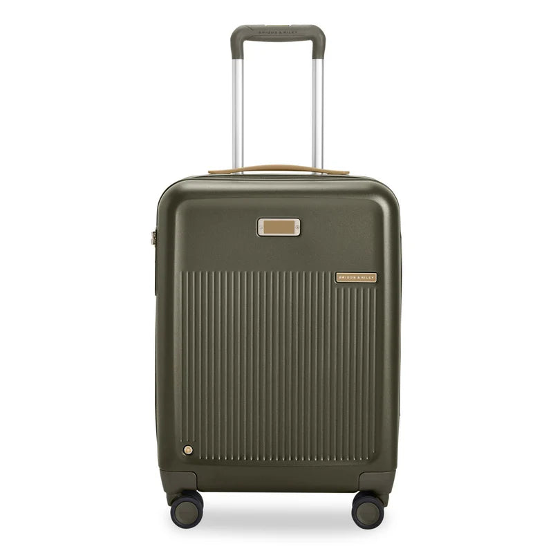 Expandable hard - shell polycarbonate travel bag for long - term international tripsBriggs & Riley Sympatico Global 21" Carry-On Expandable Spinner Expandable hard - shell polycarbonate travel bag for long - term international tripsBriggs & Riley Sympatico Global 21" Carry-On Expandable Spinner