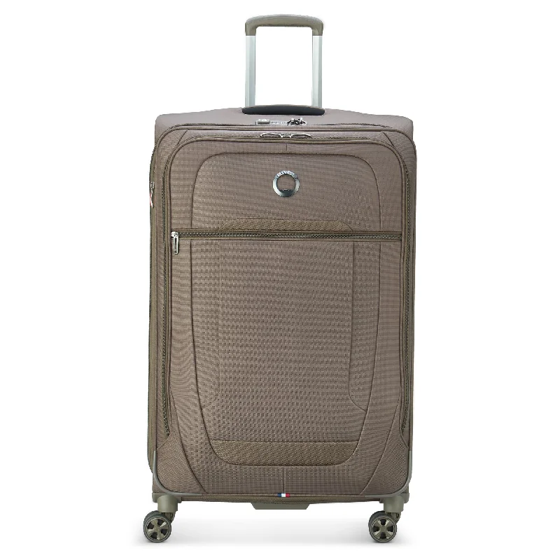 Stackable travel bag set with various sizes for diverse packing needsDelsey Helium DLX Large Checked Expandable Spinner Stackable travel bag set with various sizes for diverse packing needsDelsey Helium DLX Large Checked Expandable Spinner