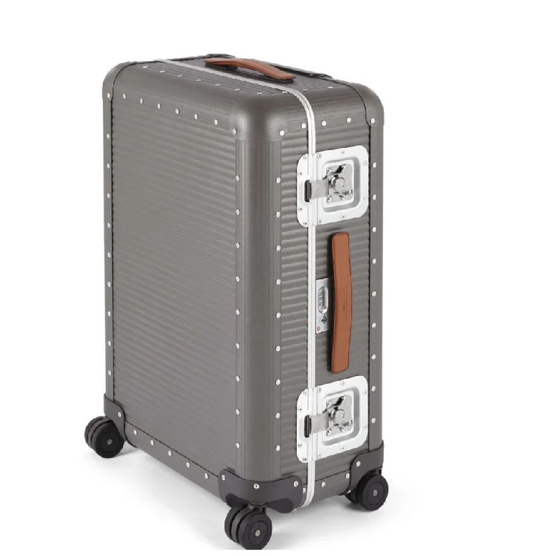 Magnetic luggage labels that can be easily changed or removedFPM Milano Bank Spinner 76 Magnetic luggage labels that can be easily changed or removedFPM Milano Bank Spinner 76