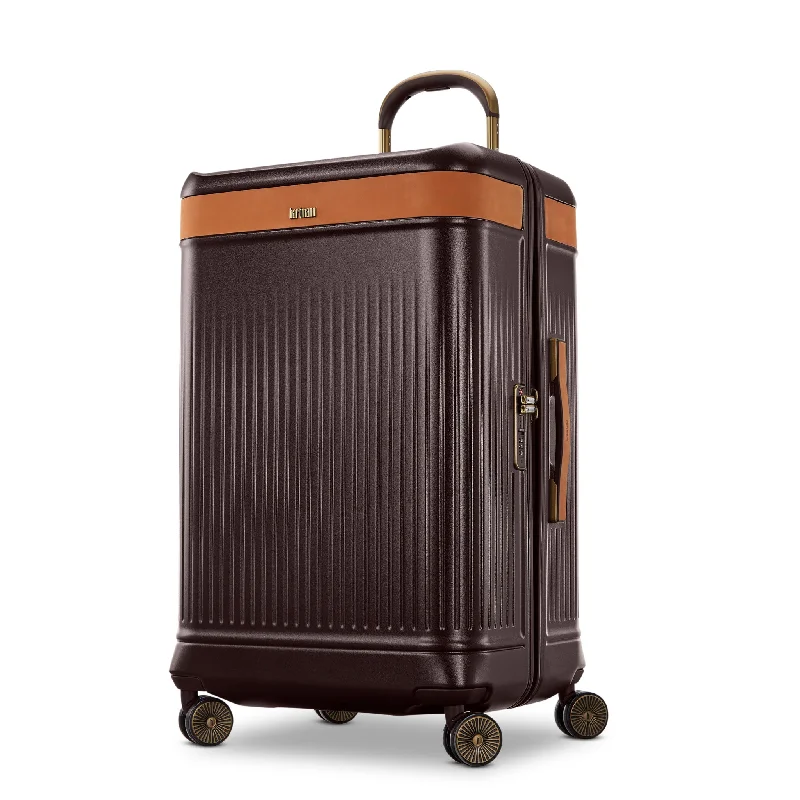 Leather luggage handles for a comfortable and stylish gripHartmann Reserve Medium Expandable Trunk Leather luggage handles for a comfortable and stylish gripHartmann Reserve Medium Expandable Trunk