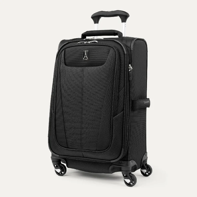 Rolling travel bag with adjustable telescopic handle for different user heightsMaxlite® 5 21" Carry-On Spinner Rolling travel bag with adjustable telescopic handle for different user heightsMaxlite® 5 21" Carry-On Spinner