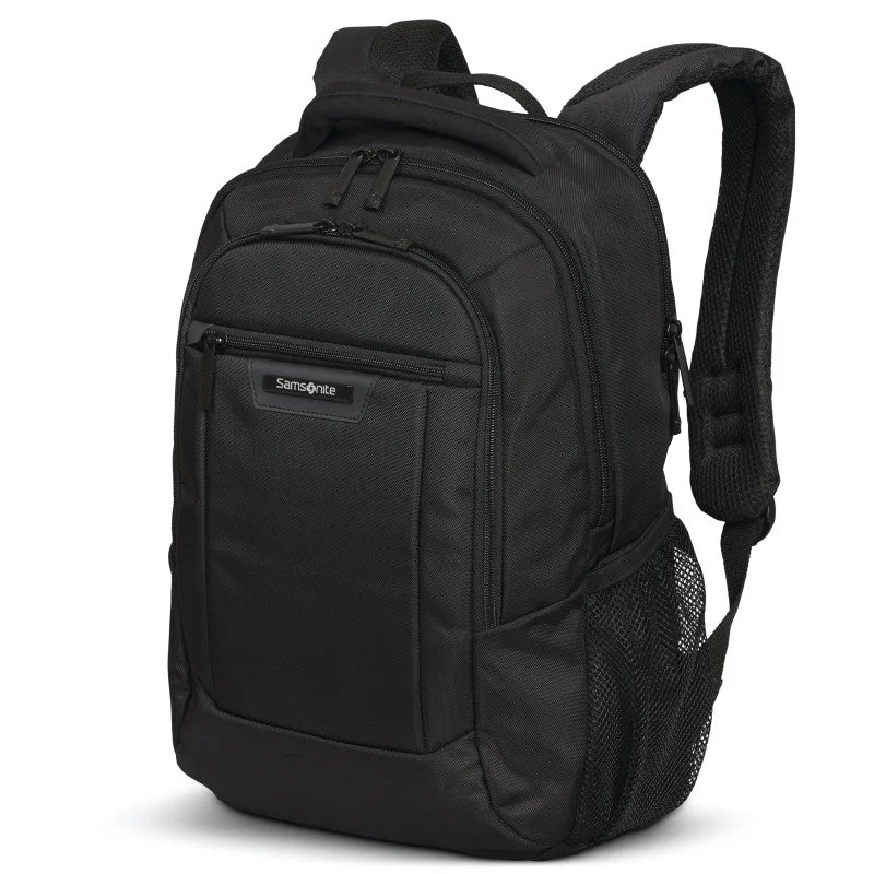 Hiking - specific travel bag with hydration bladder compatibilitySamsonite Classic 2 Everyday Backpack - Black Hiking - specific travel bag with hydration bladder compatibilitySamsonite Classic 2 Everyday Backpack - Black