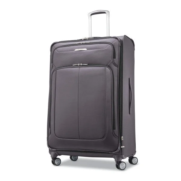 Hiking - specific travel bag with hydration bladder compatibilitySamsonite Solyte DLX 29" Large Expandable Spinner Hiking - specific travel bag with hydration bladder compatibilitySamsonite Solyte DLX 29" Large Expandable Spinner
