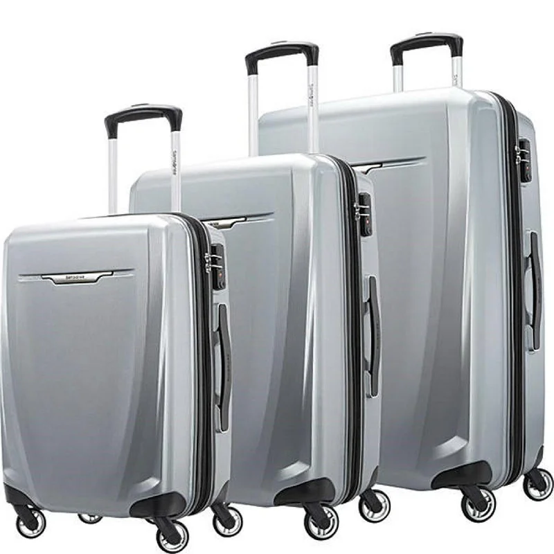 Lightweight luggage tags with personalized names and contact info for easy identificationSamsonite Winfield 3 DLX 3 Piece Set (Spinner 20/25/28) Lightweight luggage tags with personalized names and contact info for easy identificationSamsonite Winfield 3 DLX 3 Piece Set (Spinner 20/25/28)