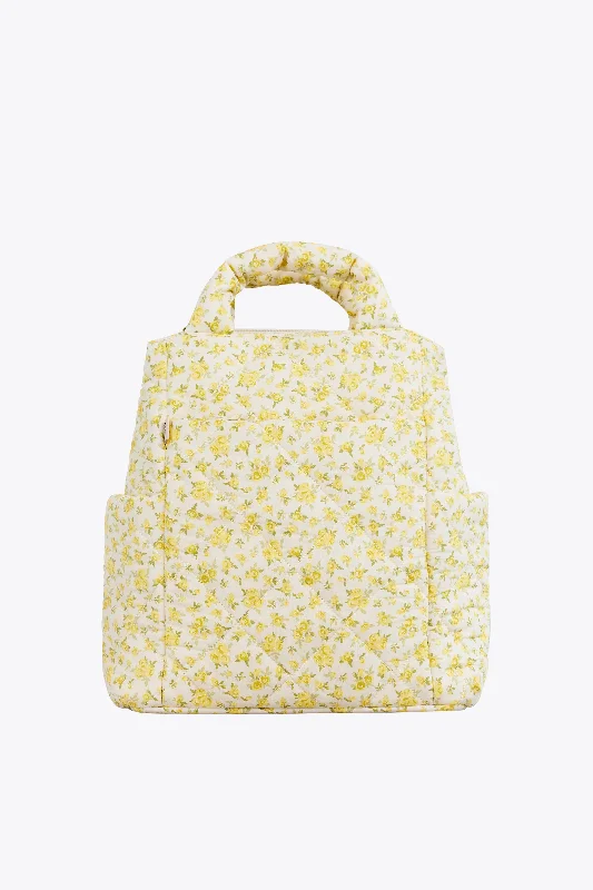 Travel bag with a retractable garment rack for easy unpackingThe Backpack Tote in Garden Party Travel bag with a retractable garment rack for easy unpackingThe Backpack Tote in Garden Party