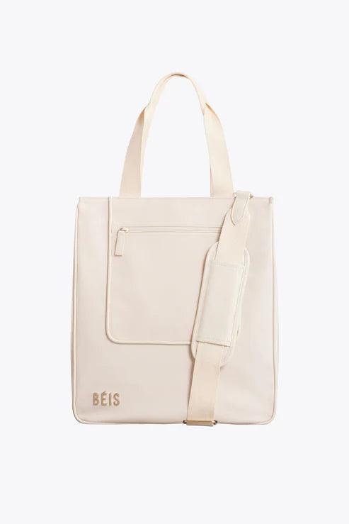 Waterproof canvas travel bag suitable for beach and outdoor vacationsThe North To South Tote in Beige Waterproof canvas travel bag suitable for beach and outdoor vacationsThe North To South Tote in Beige