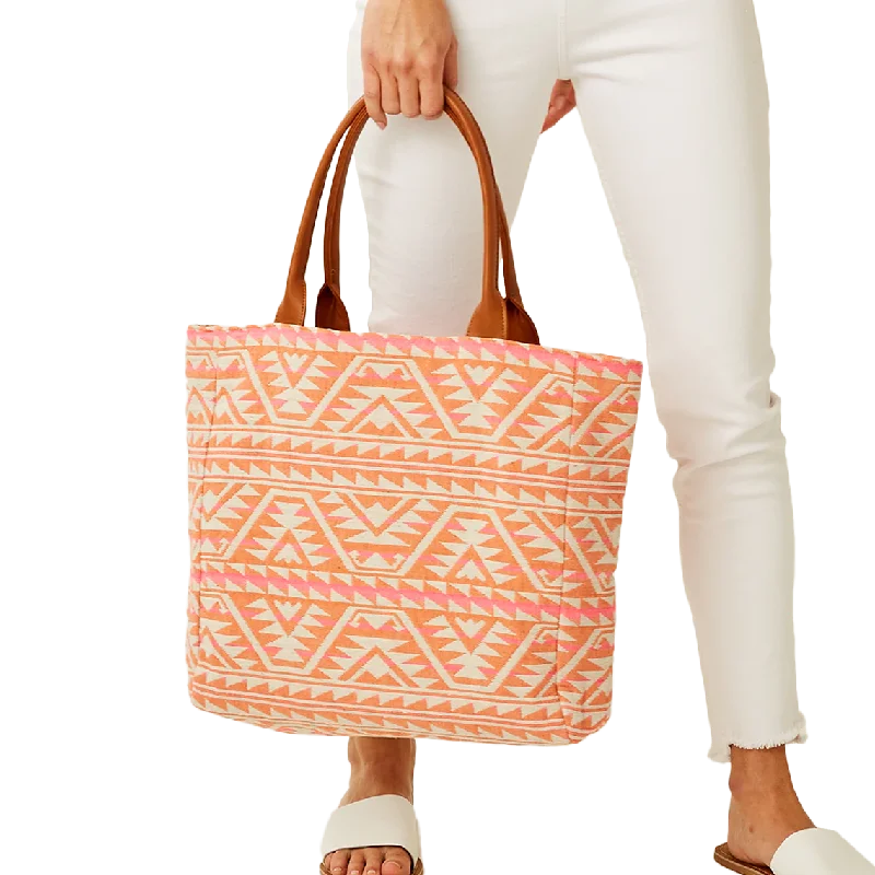 Waterproof canvas travel bag suitable for beach and outdoor vacationsWomen's Treasure Tote Waterproof canvas travel bag suitable for beach and outdoor vacationsWomen's Treasure Tote