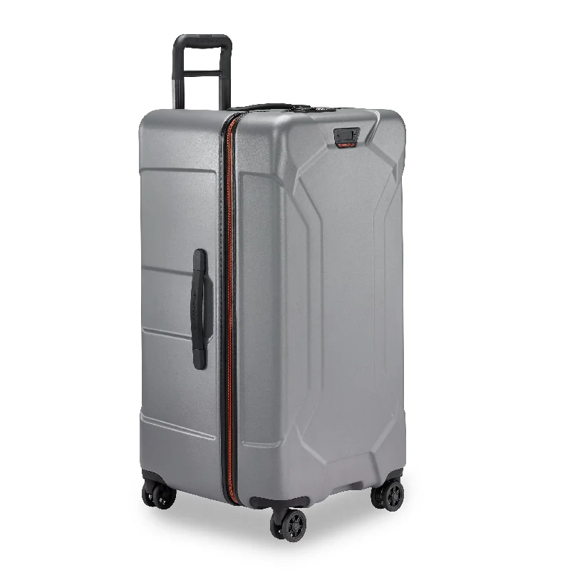 Torq 2.0 X-Large Checked 32" Trunk Spinner Large Luggage