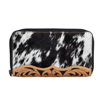 Money clips vs traditional walletsMoney clips vs traditional walletsMyra Bag: "DARRINGTON RANCH CLUTCH WALLET" Money clips vs traditional walletsMoney clips vs traditional walletsMyra Bag: "DARRINGTON RANCH CLUTCH WALLET"