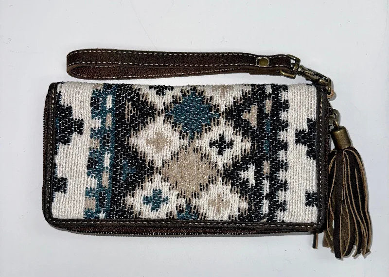 Custom money clips for corporate giftsCustom money clips for corporate giftsMyra Bag: "SAND OF SEA WOVEN FABRIC WALLET"