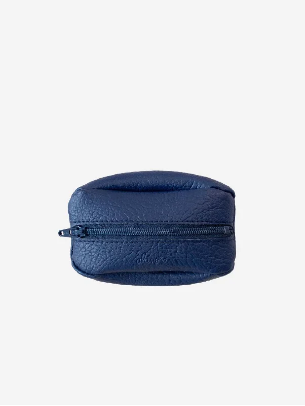 Top-rated money clips for everyday useTop-rated money clips for everyday useCrocus Vegan Apple Leather Purse | Navy Top-rated money clips for everyday useTop-rated money clips for everyday useCrocus Vegan Apple Leather Purse | Navy