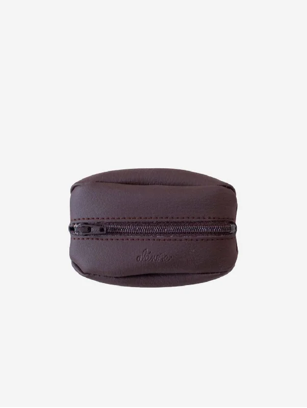 Money clips vs traditional walletsMoney clips vs traditional walletsCrocus Vegan Apple Leather Purse | Brown Money clips vs traditional walletsMoney clips vs traditional walletsCrocus Vegan Apple Leather Purse | Brown
