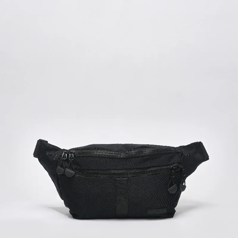 Men's crossbody bag with a built - in charging port for tech use on the goMen's crossbody bag with a built - in charging port for tech use on the goCasual Waist Pouch Bag with front zip pocket - TGEB1513NN3BK3 Men's crossbody bag with a built - in charging port for tech use on the goMen's crossbody bag with a built - in charging port for tech use on the goCasual Waist Pouch Bag with front zip pocket - TGEB1513NN3BK3