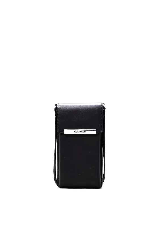 Men's crossbody bag with a built - in charging port for tech use on the goMen's crossbody bag with a built - in charging port for tech use on the goCalvin Klein Smooth Smartphone Wallet Crossbody Bag, Black Men's crossbody bag with a built - in charging port for tech use on the goMen's crossbody bag with a built - in charging port for tech use on the goCalvin Klein Smooth Smartphone Wallet Crossbody Bag, Black