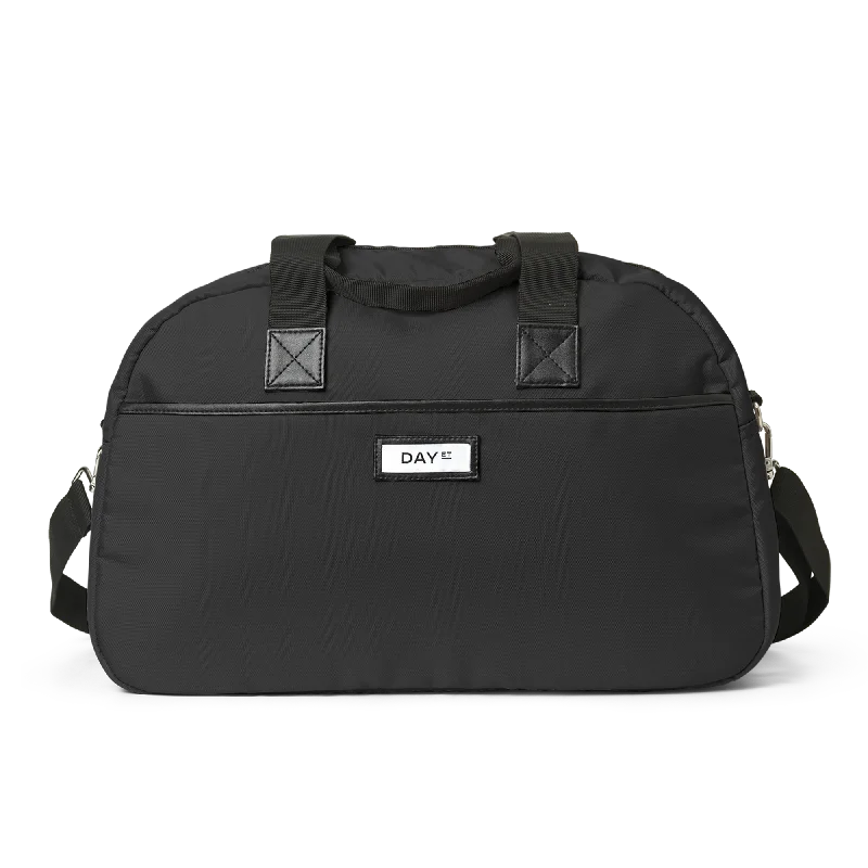 Garment - protected travel bag with hanging system for suits and dressesGarment - protected travel bag with hanging system for suits and dressesLarge Nylon 1Nighter Travel Bag Garment - protected travel bag with hanging system for suits and dressesGarment - protected travel bag with hanging system for suits and dressesLarge Nylon 1Nighter Travel Bag