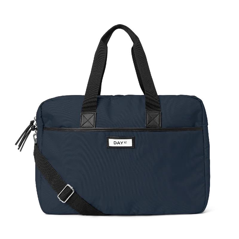 Hiking - specific travel bag with hydration bladder compatibilityHiking - specific travel bag with hydration bladder compatibilityLarge Nylon Crossbody Travel Bag Hiking - specific travel bag with hydration bladder compatibilityHiking - specific travel bag with hydration bladder compatibilityLarge Nylon Crossbody Travel Bag