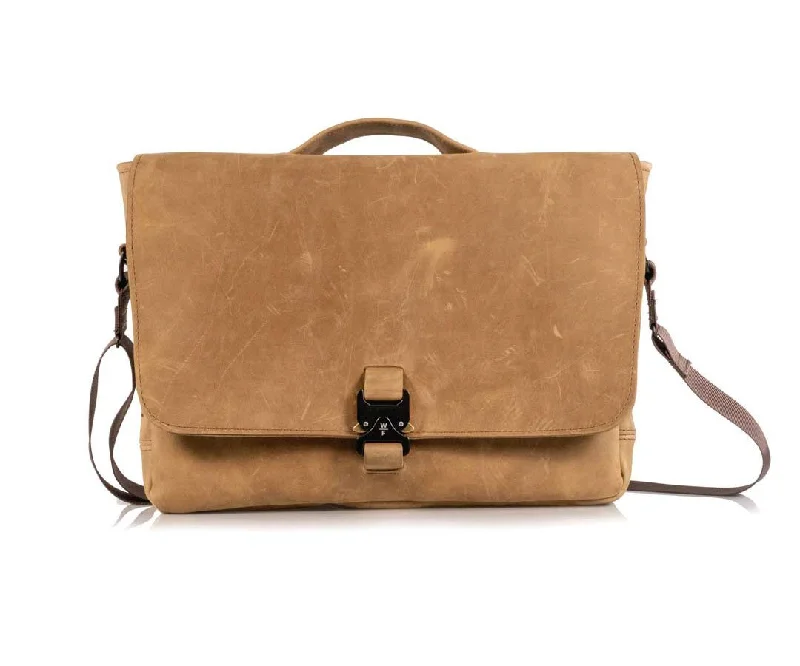 Vintage-style briefcases for a classic lookVintage-style briefcases for a classic lookExecutive Messenger Vintage-style briefcases for a classic lookVintage-style briefcases for a classic lookExecutive Messenger