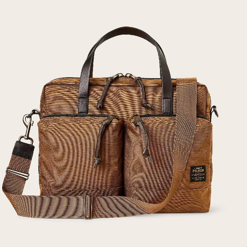 How to choose the right briefcase sizeHow to choose the right briefcase sizeDRYDEN BRIEFCASE How to choose the right briefcase sizeHow to choose the right briefcase sizeDRYDEN BRIEFCASE