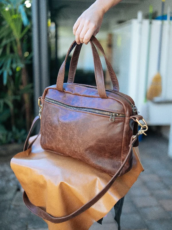 How to choose the right briefcase sizeHow to choose the right briefcase sizeJack Satchel - Cowhide - Premium Marble Brown How to choose the right briefcase sizeHow to choose the right briefcase sizeJack Satchel - Cowhide - Premium Marble Brown