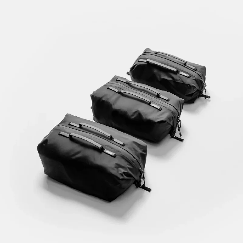 Stackable travel bag set with various sizes for diverse packing needsStackable travel bag set with various sizes for diverse packing needsMatador Gear Cube Set 3-Pack Stackable travel bag set with various sizes for diverse packing needsStackable travel bag set with various sizes for diverse packing needsMatador Gear Cube Set 3-Pack