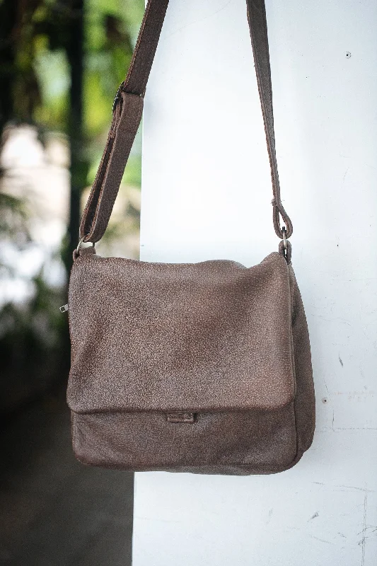 Mottle Brown