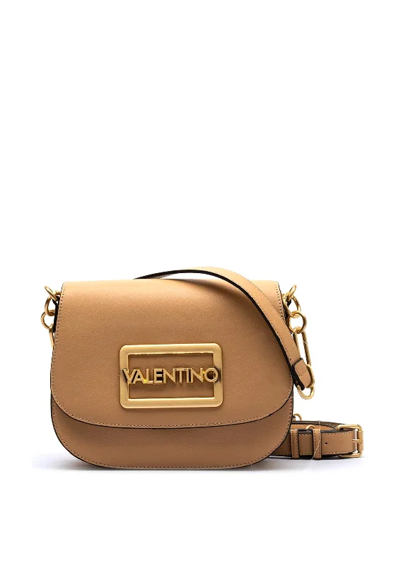 Hiking - specific men's crossbody bag with a hydration bladder pocketHiking - specific men's crossbody bag with a hydration bladder pocketValentino Princesa Flap Over Shoulder Bag, Beige Hiking - specific men's crossbody bag with a hydration bladder pocketHiking - specific men's crossbody bag with a hydration bladder pocketValentino Princesa Flap Over Shoulder Bag, Beige