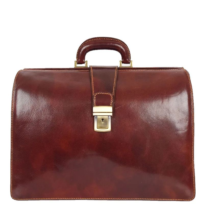 How to clean and maintain leather briefcasesHow to clean and maintain leather briefcasesReal Leather Doctors Briefcase Gladstone Bag Ashford Brown How to clean and maintain leather briefcasesHow to clean and maintain leather briefcasesReal Leather Doctors Briefcase Gladstone Bag Ashford Brown