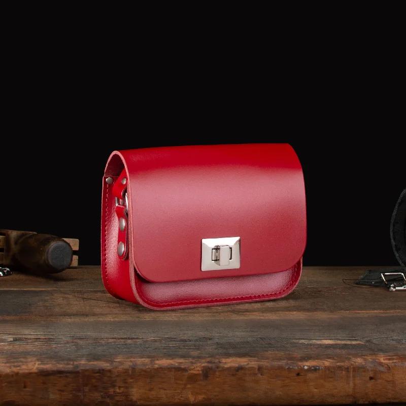 Pillarbox Red