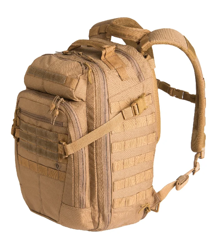 Men's leather backpack with vintage-style brass hardware for business useLightweight briefcases for daily useSpecialist 1-Day Backpack 36L Men's leather backpack with vintage-style brass hardware for business useLightweight briefcases for daily useSpecialist 1-Day Backpack 36L